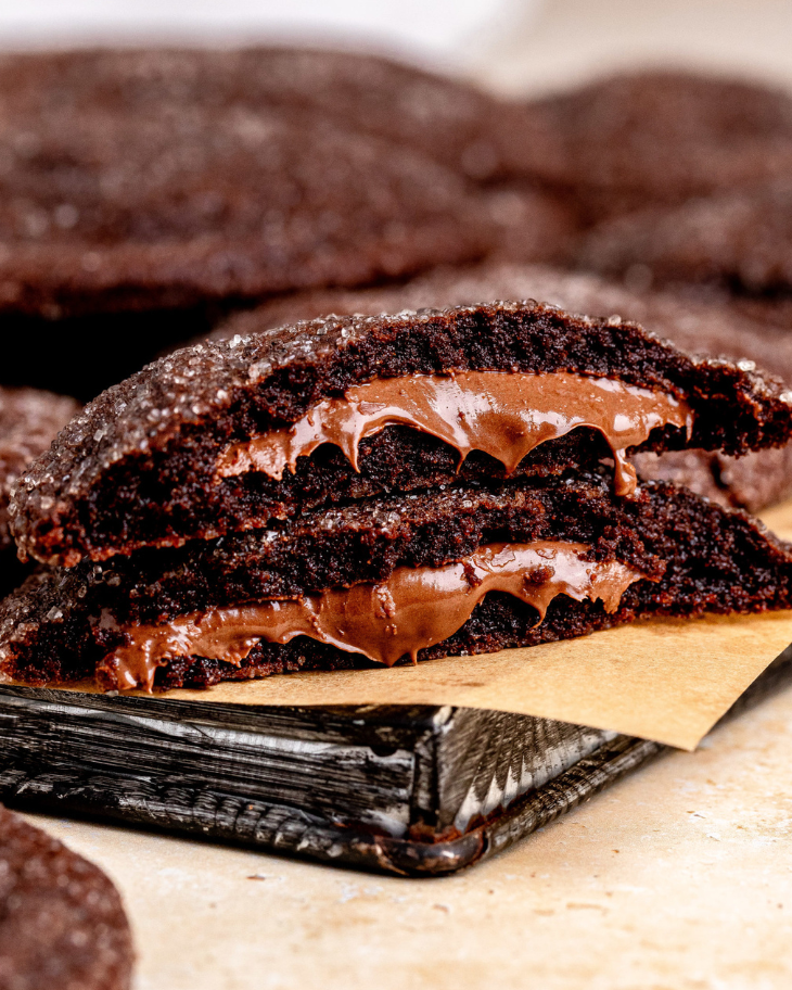 BISCOITOS RECHEADOS COM NUTELLA